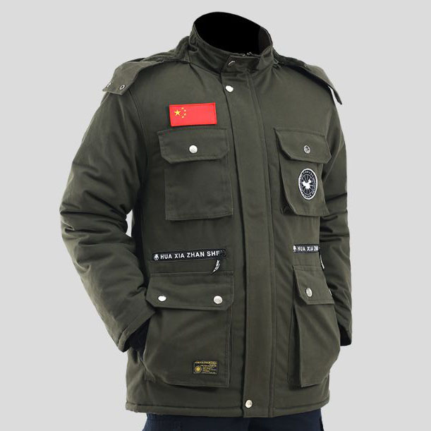 Manteau de camouflage de style militaire